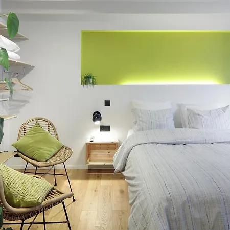 Alphabed & Bike Guest house