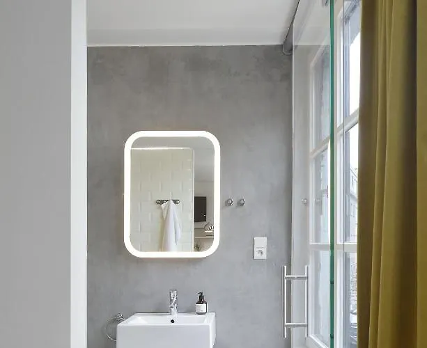 Alphabed & Bike Guest house